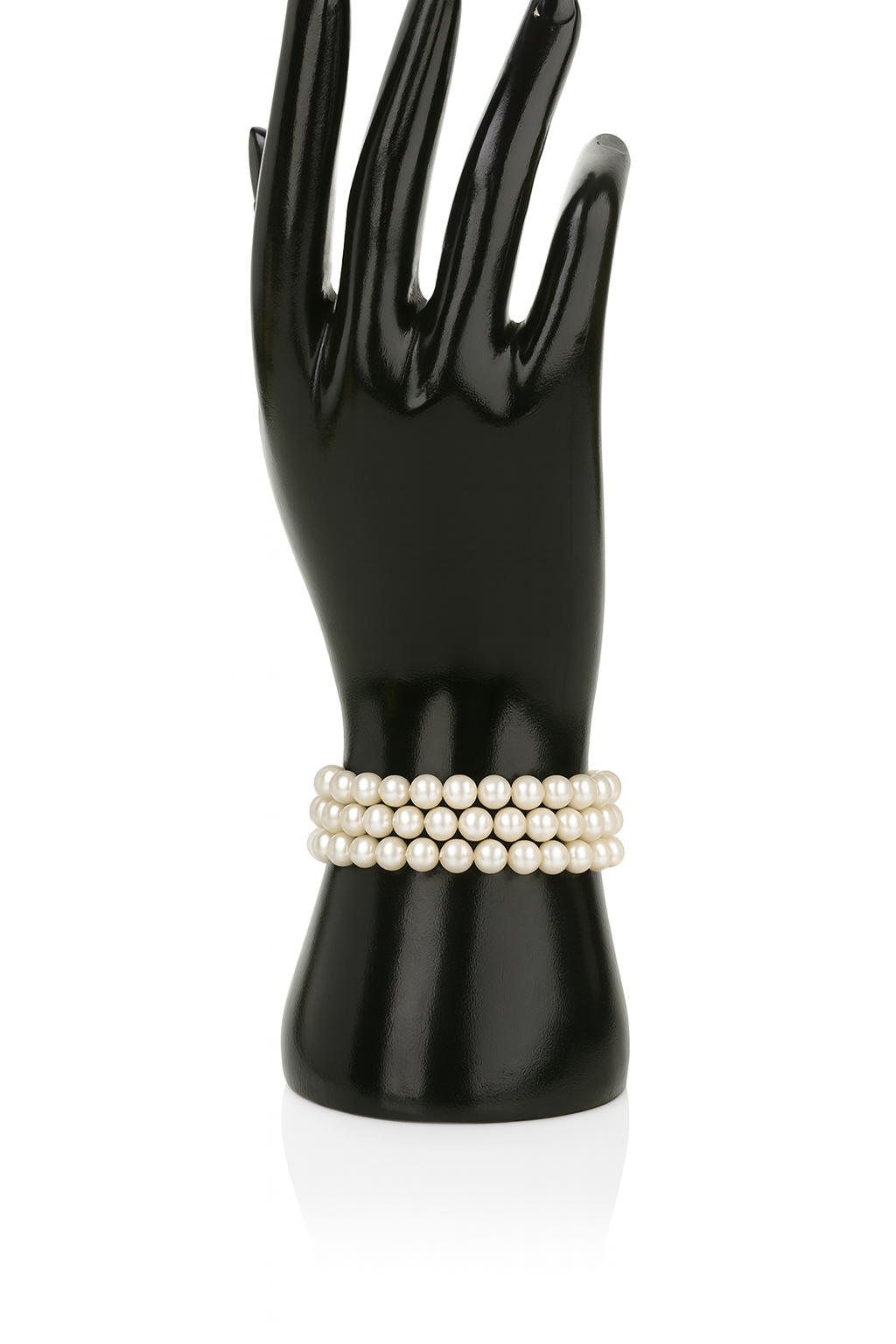 Gliding Grace Cameo Bracelet